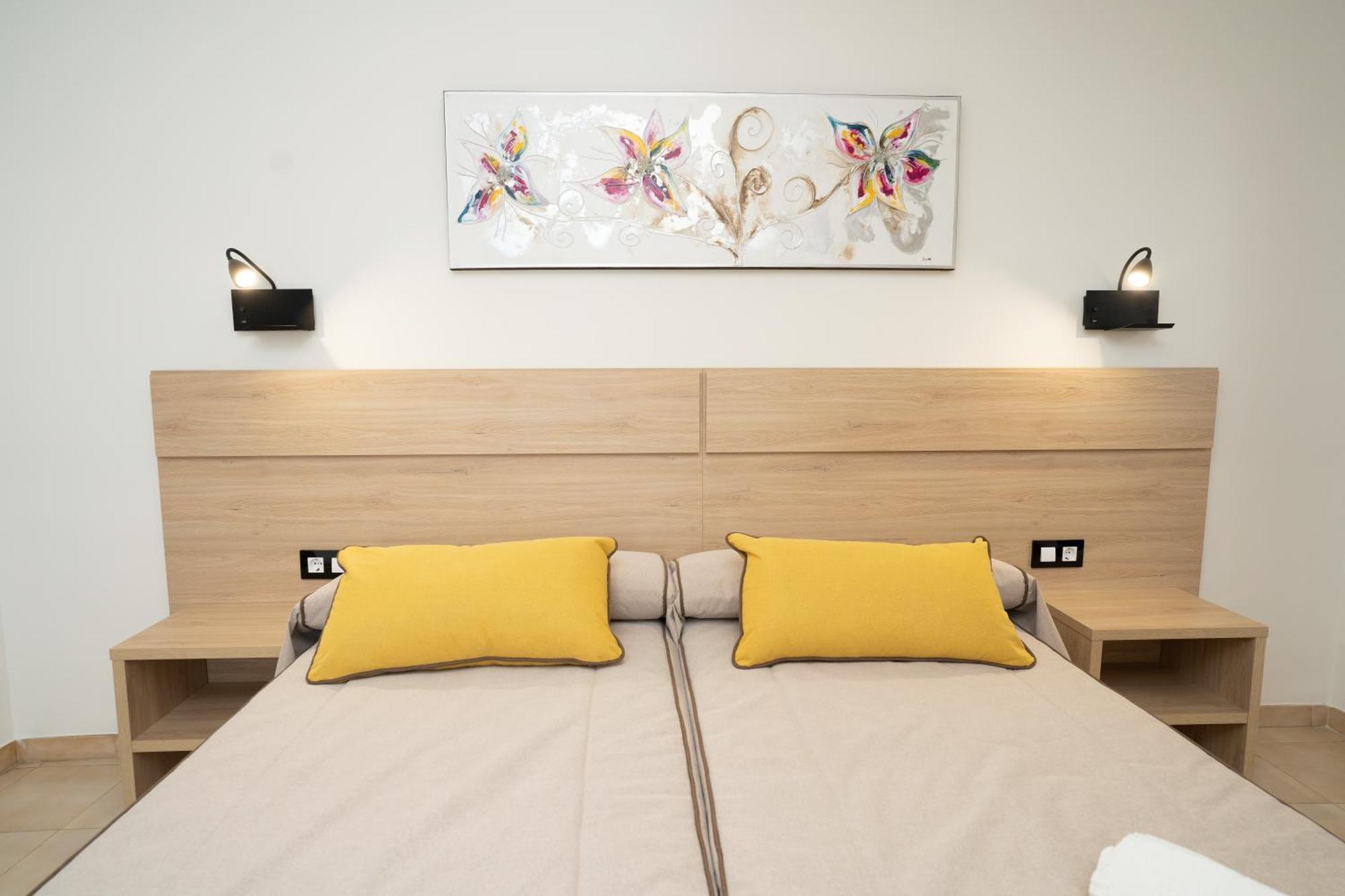Hotel La Perdi Sant Mateu Bagian luar foto