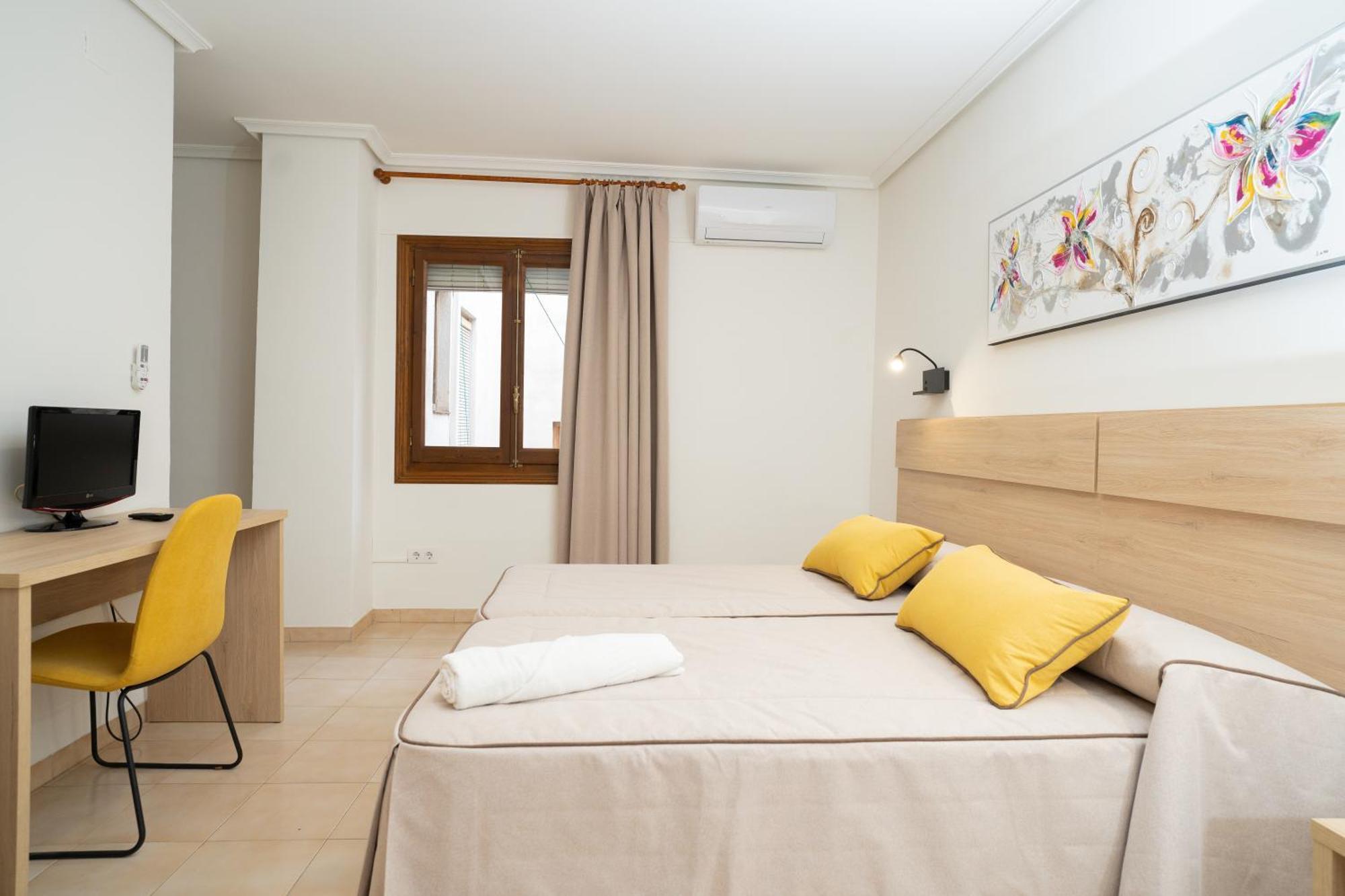 Hotel La Perdi Sant Mateu Bagian luar foto